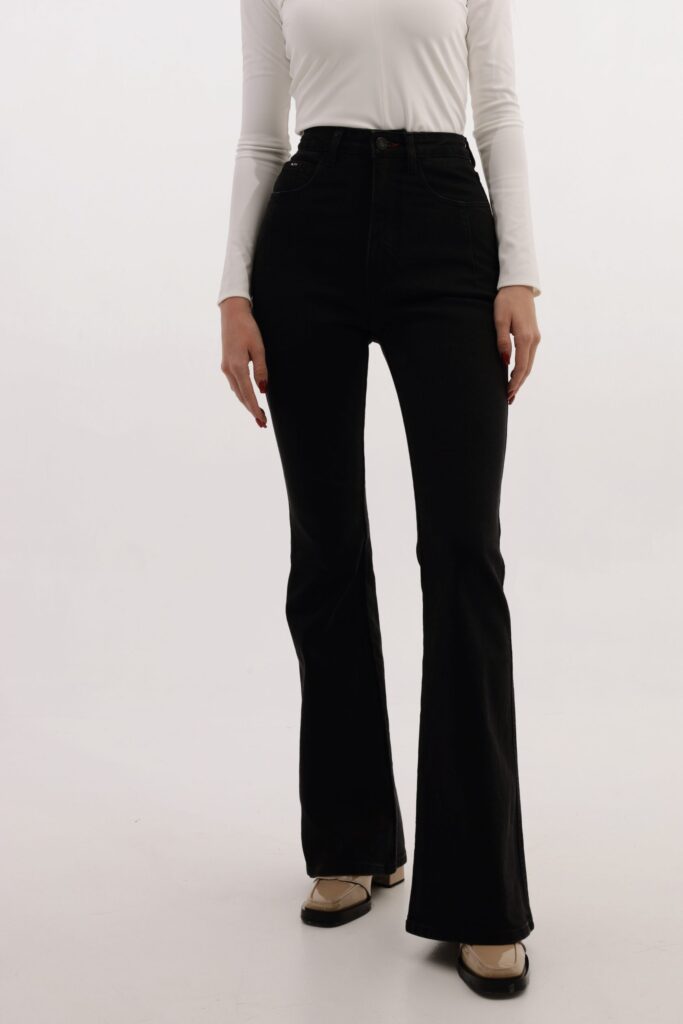 Джинсы Venta Boot Cut Black